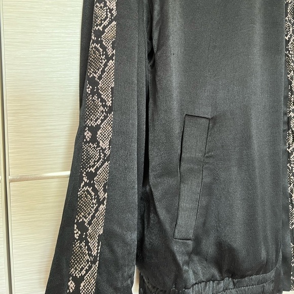 Zara trf Collection Jacket with print in Size S - Picture 4 of 7